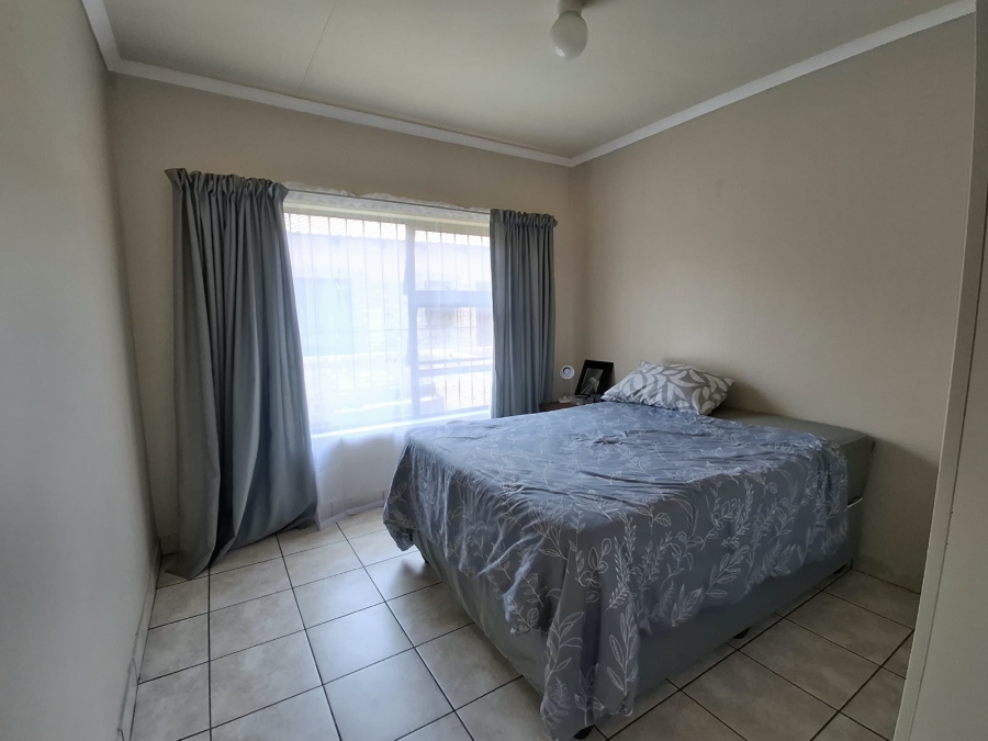 2 Bedroom Property for Sale in Vaalpark Free State